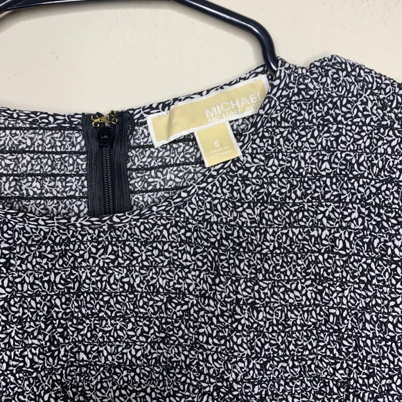 Michael Kors Long Sleeve - Picture 9 of 14